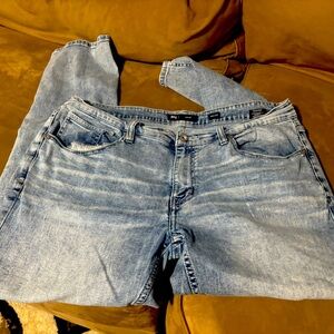 Mason Taper stretch Jeans from the buckle 38x32